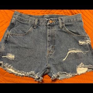 Wrangler cut off shorts